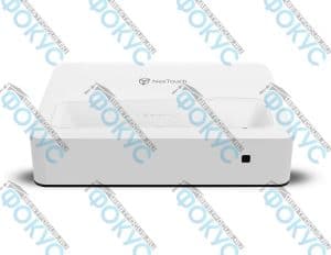 Лазерный проектор Nextouch UST40 в белом корпусе с ультракороткофокусным объективом