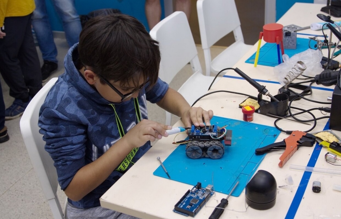 «Фокус» - оснащение образовательных учреждений | Наборы для робототехники в образовательных учреждениях: с чего начать? «Фокус» - оснащение образовательных учреждений | Наборы для робототехники в образовательных учреждениях: с чего начать?